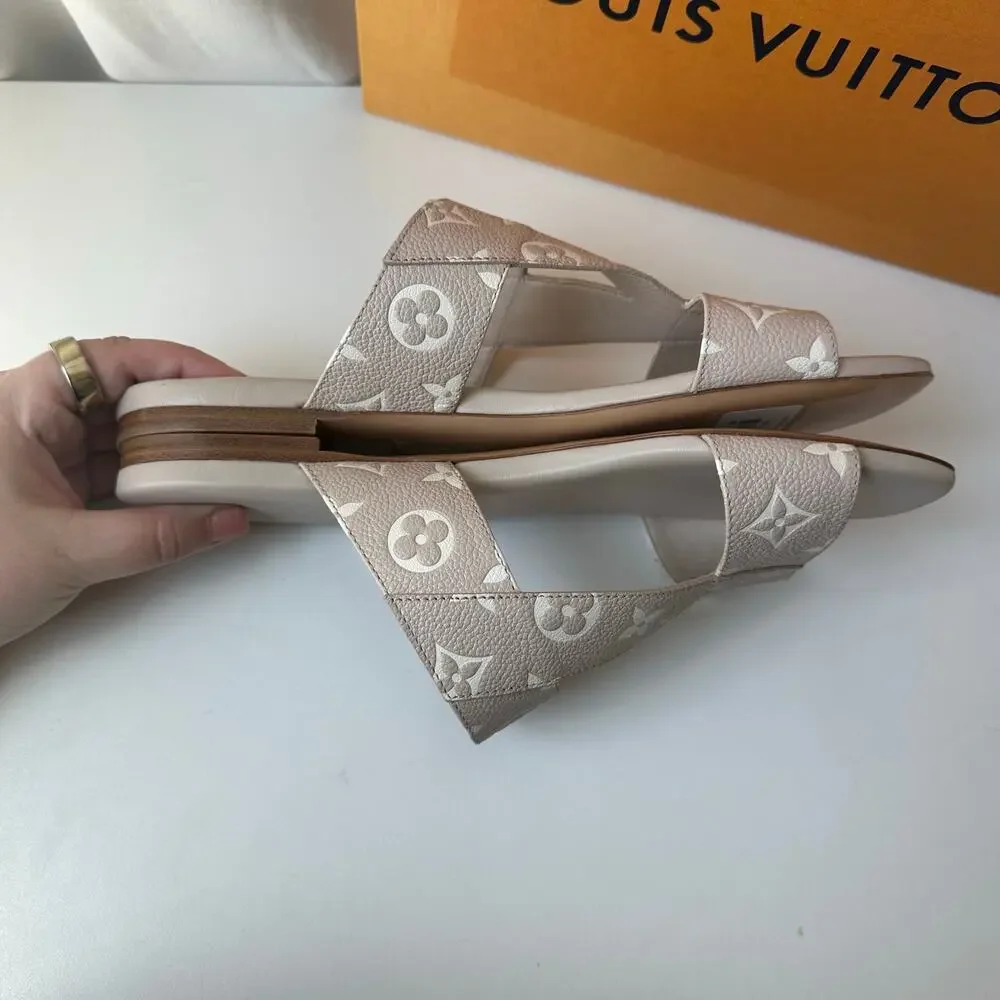 Louis Vuitton (EUR 41) Monogram Empreinte Croisiere Mule Flats - Beige/ Taupe